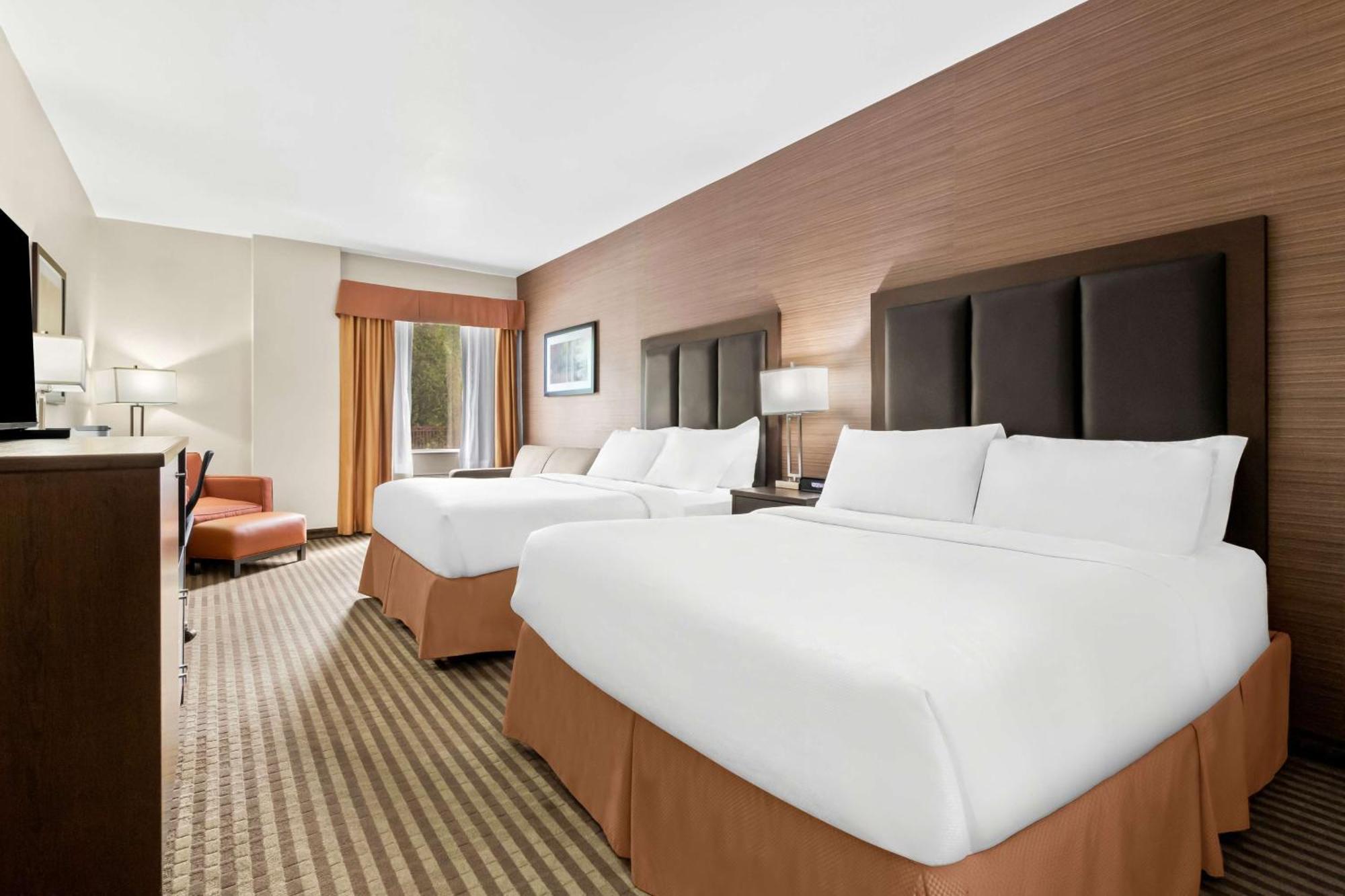 Western Hotel 4*